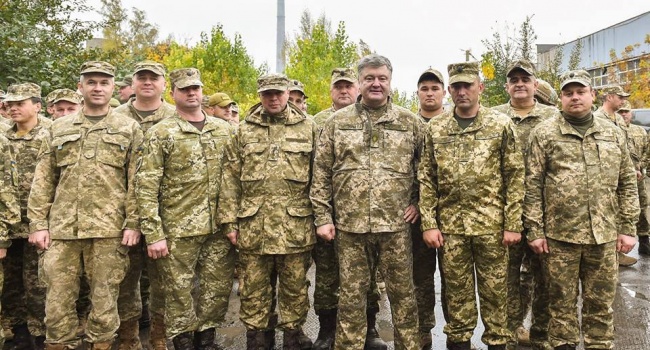 Бірюков: поки боягузи в Києві надувають щоки, справжні чоловіки – від солдата до Президента – на Сході Бірюков: поки боягузи в Києві надувають щоки, справжні чоловіки – від солдата до Президента – на Сході