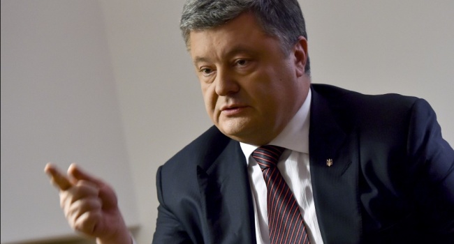 Порошенко анонсировал ротацию войск в зоне АТО Порошенко анонсировал ротацию войск в зоне АТО