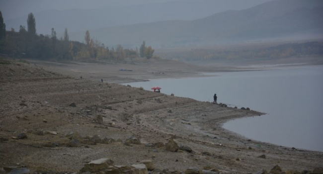 Кримський Бандерівець: окупований Крим залишився без води і світла Кримський Бандерівець: окупований Крим залишився без води і світла
