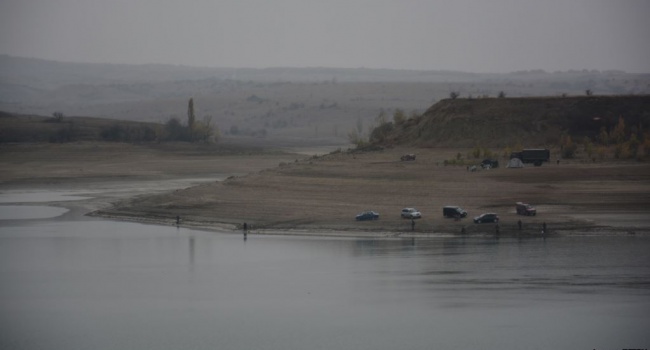 Кримський Бандерівець: окупований Крим залишився без води і світла Кримський Бандерівець: окупований Крим залишився без води і світла