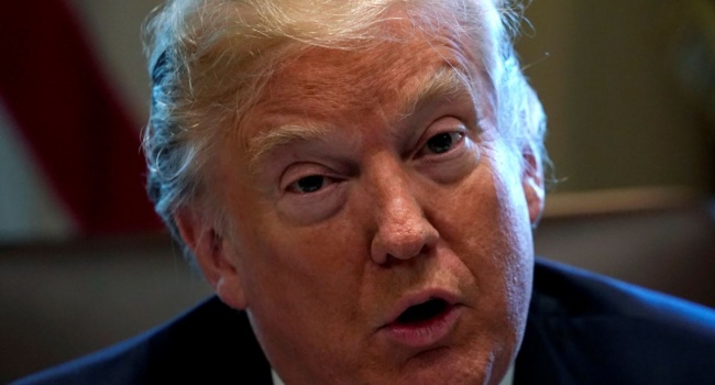 Трамп собирается ввести чрезвычайное положение в США Трамп собирается ввести чрезвычайное положение в США