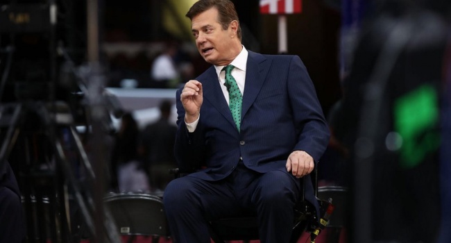 Манафорту предложили сдаться властям – NYT Манафорту предложили сдаться властям – NYT
