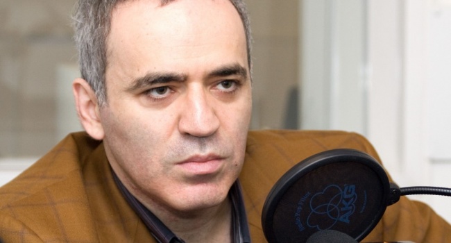 Каспаров: «Российская оппозиция должна бойкотировать президентские выборы» Каспаров: «Российская оппозиция должна бойкотировать президентские выборы»