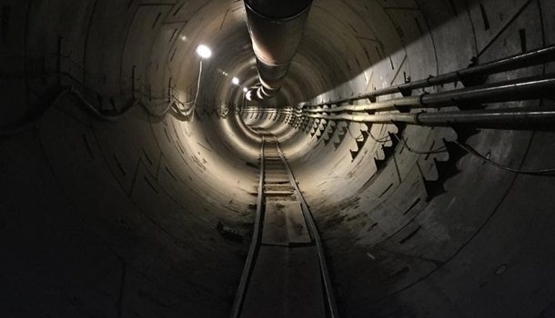 Илон Маск продемонстрировал снимок скоростного тоннеля возле Лос-Анджелеса Илон Маск продемонстрировал снимок скоростного тоннеля возле Лос-Анджелеса