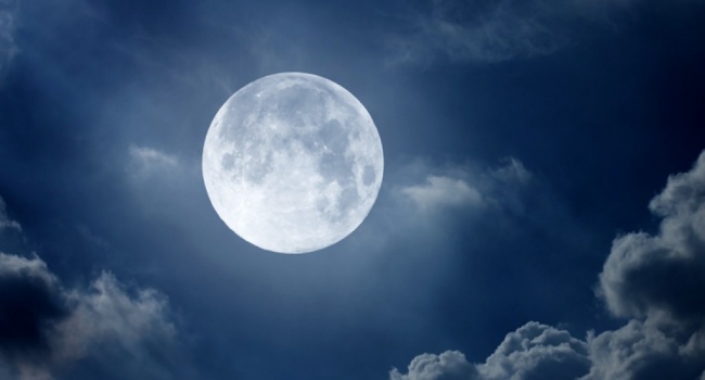 Ученые спрогнозировали взрыв Луны