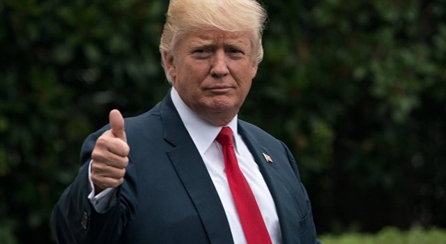 Трамп не намерен ограничивать продажу оружия в США Трамп не намерен ограничивать продажу оружия в США