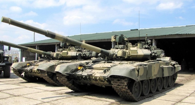 Военное присутствие или бизнес: Россия начала поставки танков во Вьетнам 