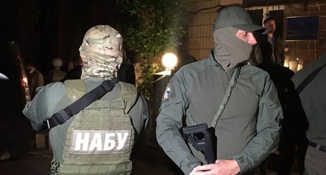 Следователь НАБУ проговорился, заявив, что их главная задача – борьба с нынешним политическим классом в Украине Следователь НАБУ проговорился, заявив, что их главная задача – борьба с нынешним политическим классом в Украине