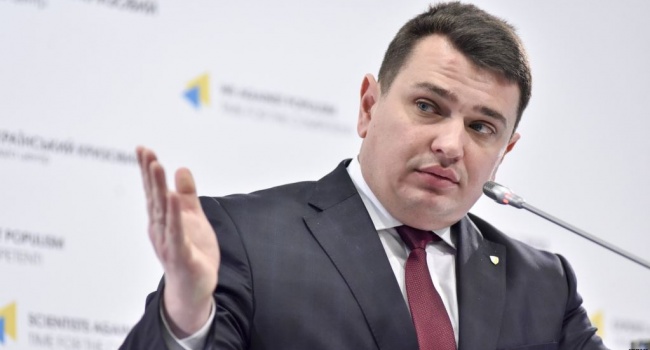 Блогер: Сытника обидели – пусть теперь борьба с коррупцией подождет Блогер: Сытника обидели – пусть теперь борьба с коррупцией подождет