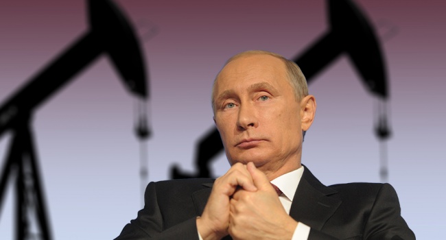 Отныне цену на нефть будет контролировать Путин, - Bloomberg
