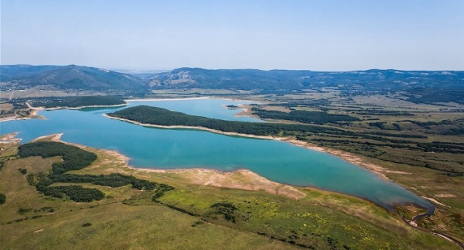 В водохранилищах Крыма практически нет воды, прекращен сброс для восточных регионов полуострова, - Джеппаров В водохранилищах Крыма практически нет воды, прекращен сброс для восточных регионов полуострова, - Джеппаров