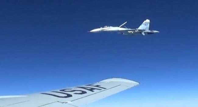 Пентагон: РФ совершила опасный перехват американского самолета над Черным морем Пентагон: РФ совершила опасный перехват американского самолета над Черным морем