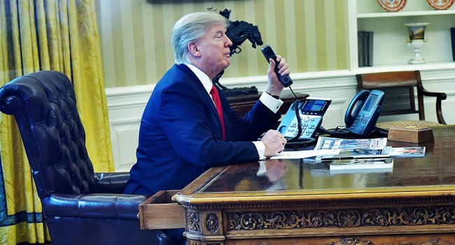 Президент США в пустом кабинете: Трамп опять оскорбил конгрессменов. Те отказываются принимать бюджет Президент США в пустом кабинете: Трамп опять оскорбил конгрессменов. Те отказываются принимать бюджет