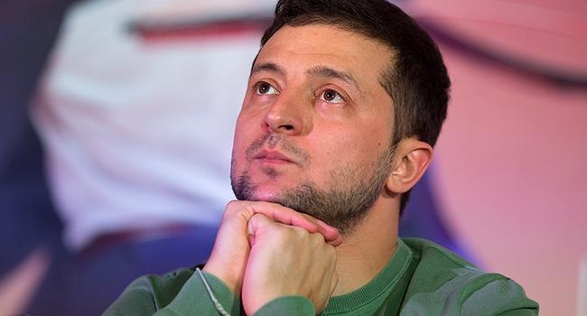 Блогер: Зеленский грустит в одиночестве, но это пока что не сделает нас богатыми Блогер: Зеленский грустит в одиночестве, но это пока что не сделает нас богатыми