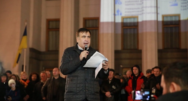 Саакашвили не опроверг публикации сметы предстоящих акций, также, как и сообщение о своей встрече с Коломойским Саакашвили не опроверг публикации сметы предстоящих акций, также, как и сообщение о своей встрече с Коломойским