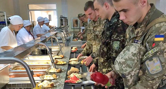 Мясо хотят заменить сухим молоком: Чем будут кормить армию Украины? Мясо хотят заменить сухим молоком: Чем будут кормить армию Украины?
