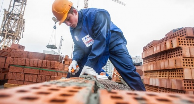 В Украине катастрофическая нехватка рабочих специальностей В Украине катастрофическая нехватка рабочих специальностей