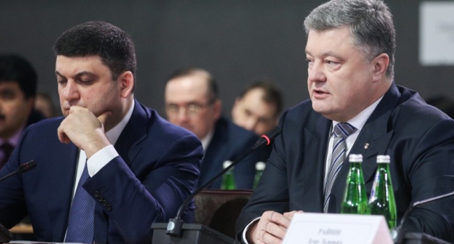 Цимбалюк: власти нужно вспомнить свои предвыборные обещания, а там гляди и Михо станет не таким уж страшным со своими «барыгами» Цимбалюк: власти нужно вспомнить свои предвыборные обещания, а там гляди и Михо станет не таким уж страшным со своими «барыгами»
