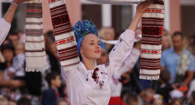 Политолог: решение Венецианской комиссии по Закону «Об образовании» не стало неожиданностью для Украины Политолог: решение Венецианской комиссии по Закону «Об образовании» не стало неожиданностью для Украины