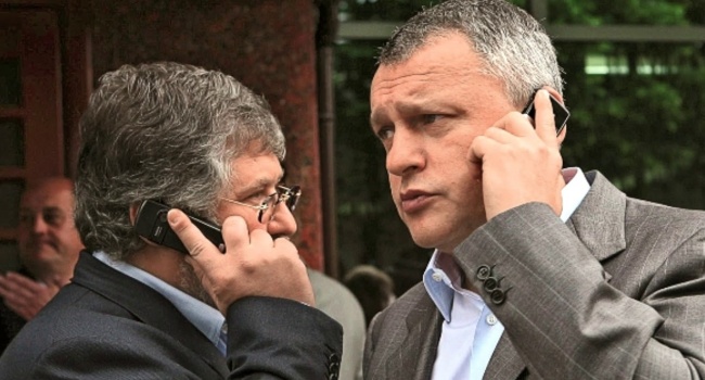 Блогер: посмотрите на унылые лица Суркиса, Медведчука, Ефремова, Пашинского – «совок» никуда не делся Блогер: посмотрите на унылые лица Суркиса, Медведчука, Ефремова, Пашинского – «совок» никуда не делся
