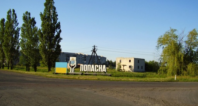 Корреспондент: «Войну на Донбассе уже превращают в сувенир» Корреспондент: «Войну на Донбассе уже превращают в сувенир»