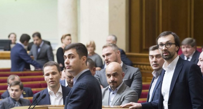 Эра старых и «новых» политиков уходит – это нужно признать всем – Саакашвили, Лещенко , Авакову – в том числе Эра старых и «новых» политиков уходит – это нужно признать всем – Саакашвили, Лещенко , Авакову – в том числе