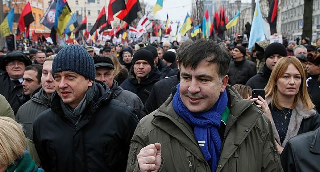 Политтехнолог пояснил, для чего люди выходят на митинги Саакашвили Политтехнолог пояснил, для чего люди выходят на митинги Саакашвили