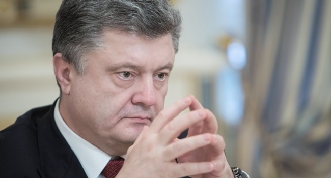 Сазонов: почему-то Петр Алексеевич притормозил самый важный для Украины сегодня закон