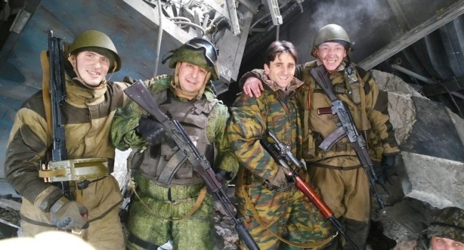 На Донбасс зашла группа наемников-снайперов из Сербии, - пресс-центр АТО На Донбасс зашла группа наемников-снайперов из Сербии, - пресс-центр АТО