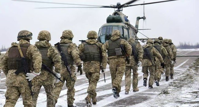 В зоне АТО Ми-8 высадил боевой десант ВСУ В зоне АТО Ми-8 высадил боевой десант ВСУ