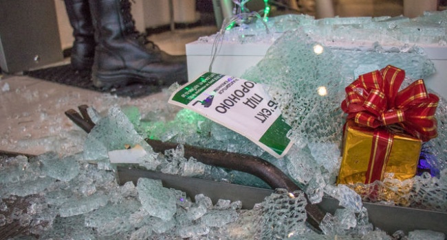 Дерзкое ограбление: из киевского магазина вынесли 50 самых дорогих шуб