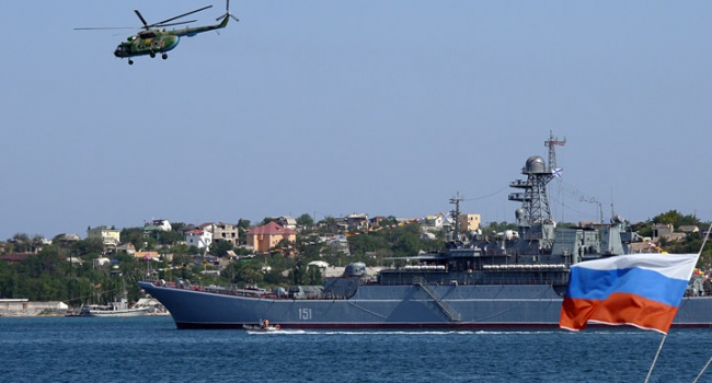 В Севастополе РФ начала учения с участием 40 кораблей В Севастополе РФ начала учения с участием 40 кораблей
