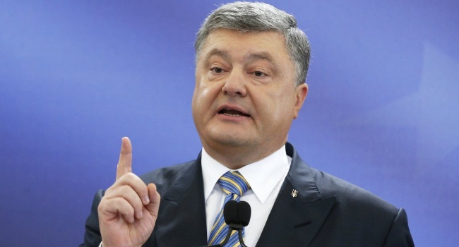 У Порошенко второй год подряд нет конкурентов в номинации политик года У Порошенко второй год подряд нет конкурентов в номинации политик года
