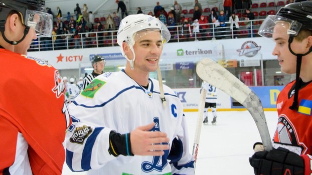 В РФ украинские хоккеисты должны отвечать на странные вопросы – нападающий ХК «Динамо»