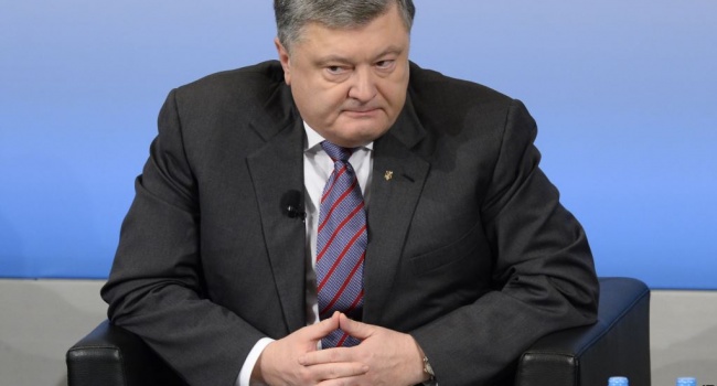 Порошенко – жителям Крыма и ОРДЛО: «Разорившего наш дом грабителя прогоним и накажем» Порошенко – жителям Крыма и ОРДЛО: «Разорившего наш дом грабителя прогоним и накажем»