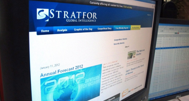 Белый дом в 2018 году расширит санкции против РФ, - Stratfor Белый дом в 2018 году расширит санкции против РФ, - Stratfor