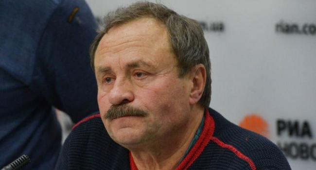 Быстряков: «В Украине происходит то же самое, что и в Зимбабве» Быстряков: «В Украине происходит то же самое, что и в Зимбабве»