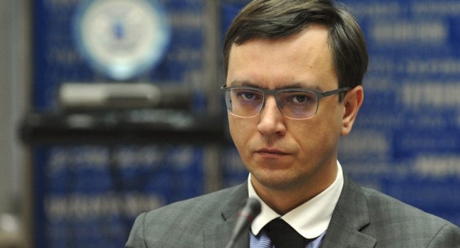 Омелян предупредил о высоких штрафах для водителей за мусор на обочине Омелян предупредил о высоких штрафах для водителей за мусор на обочине
