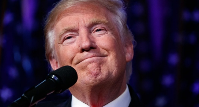 «Я гений», - Трамп ответил на критику в свой адрес «Я гений», - Трамп ответил на критику в свой адрес
