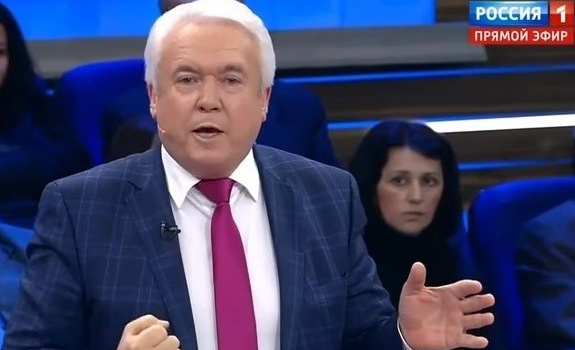 Согласно договору Гитлера с СССР: сбежавший в Россию бывший нардеп призвал отдать соседям часть Украины Согласно договору Гитлера с СССР: сбежавший в Россию бывший нардеп призвал отдать соседям часть Украины
