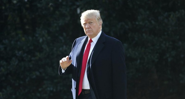 Трамп панически боится того, что спецпрокурор Мюллер уже нашел доказательства сговора людей из его штаба с Россией Трамп панически боится того, что спецпрокурор Мюллер уже нашел доказательства сговора людей из его штаба с Россией