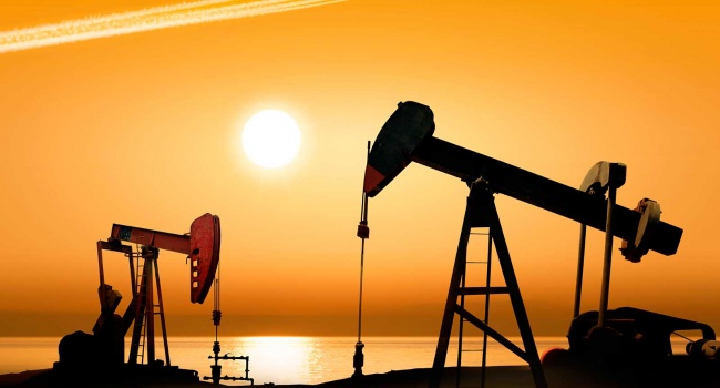 За подорожанием нефти последует повышение цен на бензин в Украине За подорожанием нефти последует повышение цен на бензин в Украине