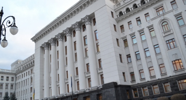 В Администрации президента жестко прокомментировали информацию о «письмах Порошенко» ФСБ В Администрации президента жестко прокомментировали информацию о «письмах Порошенко» ФСБ