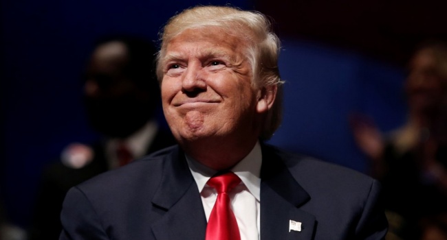 Заявление о «вонючих дырах» может стоить Трампу президентского кресла Заявление о «вонючих дырах» может стоить Трампу президентского кресла