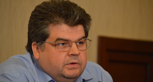 Дипломат: сам лично писал подобные Порошенко заявление властям США и Великобритании, никакого криминала здесь нет Дипломат: сам лично писал подобные Порошенко заявление властям США и Великобритании, никакого криминала здесь нет