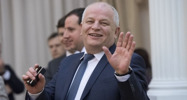 Вице-премьер: Торговля с Россией отвечает законодательству Вице-премьер: Торговля с Россией отвечает законодательству