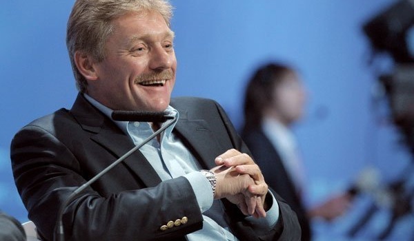 Песков: Чтобы вернуть в Украину технику из Крыма, достаточно одного слова Путина Песков: Чтобы вернуть в Украину технику из Крыма, достаточно одного слова Путина