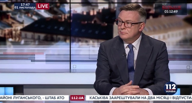 С каждым новым появлением на ТВ Портнова, Мураева и Кожары приближается реванш Януковича и компании, – блогер С каждым новым появлением на ТВ Портнова, Мураева и Кожары приближается реванш Януковича и компании, – блогер
