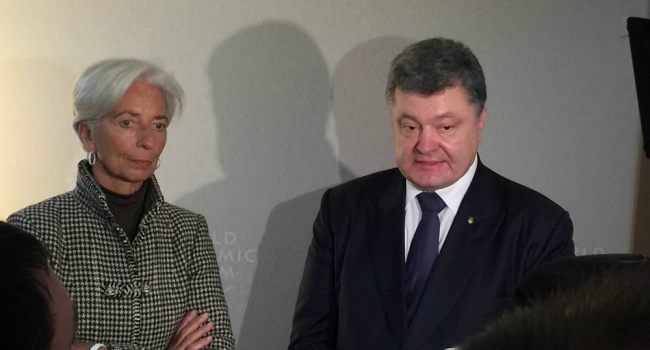 Порошенко рассказал о результатах переговоров с главой МВФ Порошенко рассказал о результатах переговоров с главой МВФ