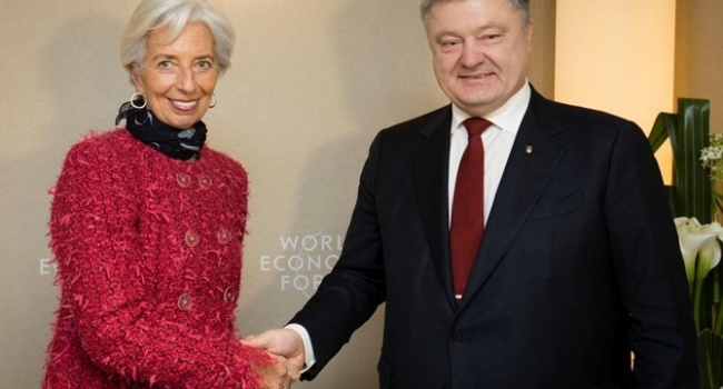 Блогер: когда украинский экономический эксперт радуется огорченным Порошенко в Давосе, возникает вопрос: «с кем вы, пацаны»? Блогер: когда украинский экономический эксперт радуется огорченным Порошенко в Давосе, возникает вопрос: «с кем вы, пацаны»?